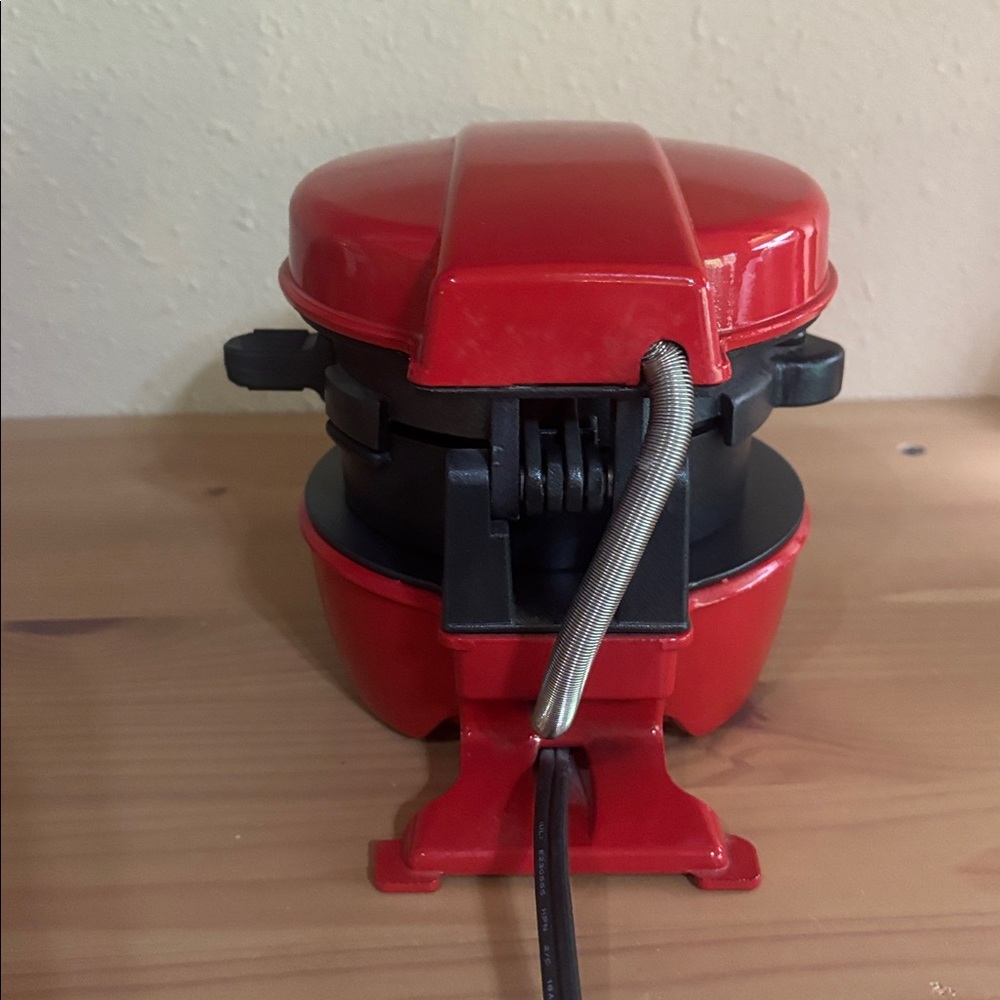 EUC Breakfast Sandwich Maker - Picture 3 of 5